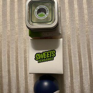 SWEETS KENDAMA PREMIUM CONDITIONER (USED) AND SEPERATE BALL
